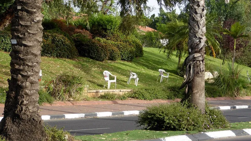 When the Loudest Voice Goes Quiet: Anatomy of a Community's Defining Exit